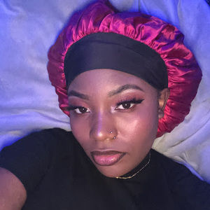 Meet your Posher, Constance